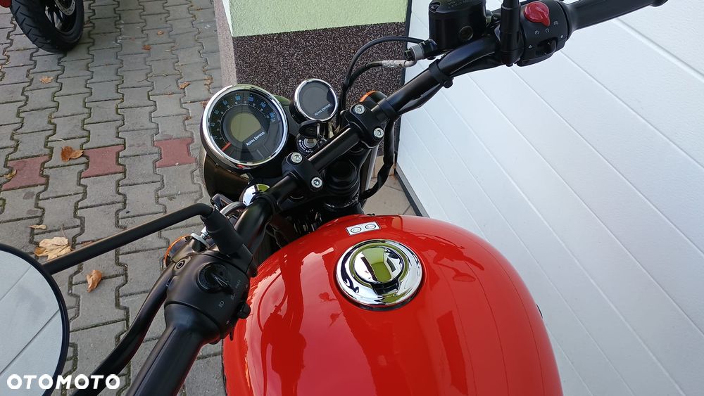 Royal Enfield Meteor - 11