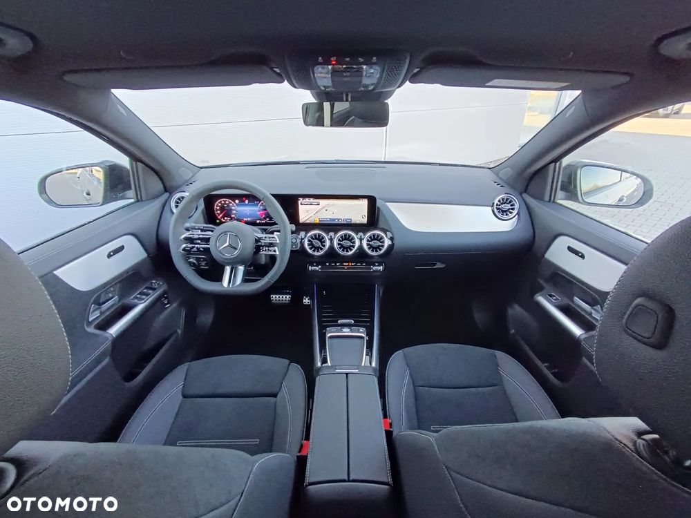 Mercedes-Benz GLA 220 mHEV 4-Matic AMG Line 8G-DCT - 7