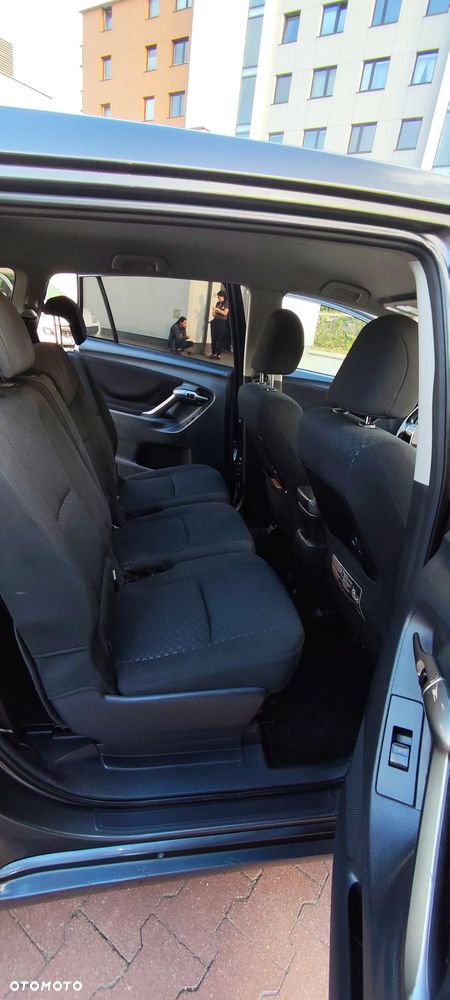 Toyota Verso 1.8 Sol 7os MS - 30