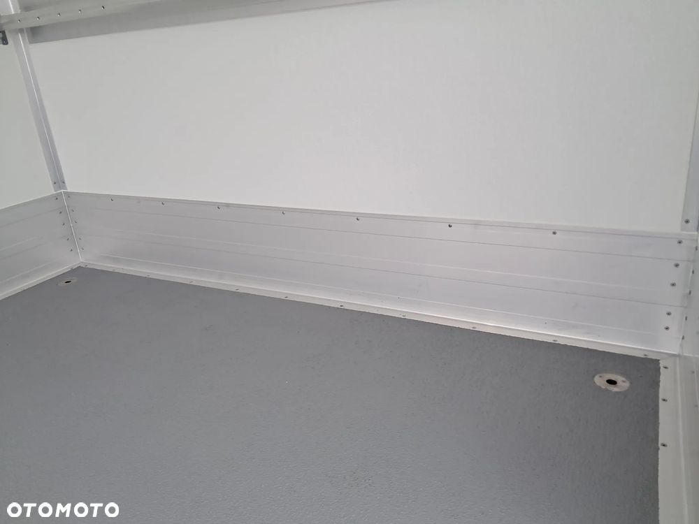 Iveco Daily / Pewny partner w biznesie ! - 10