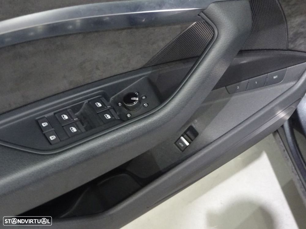 Audi e-tron 55 quattro S line - 9