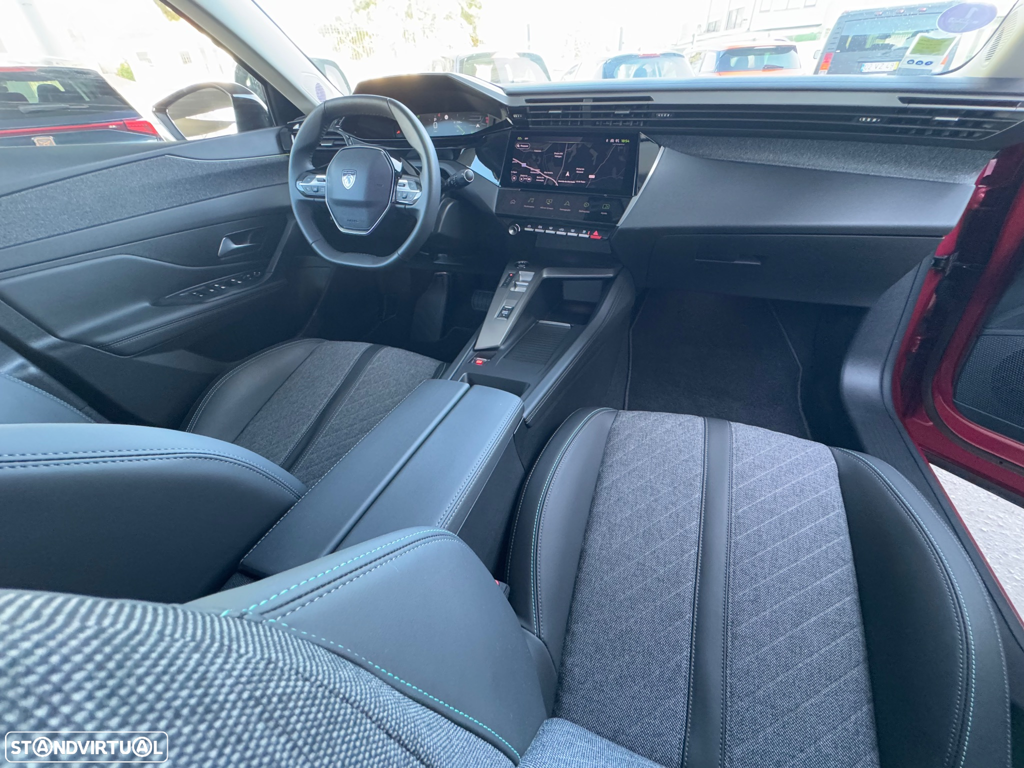 Peugeot 408 1.2 PureTech Allure Pack EAT8 - 20