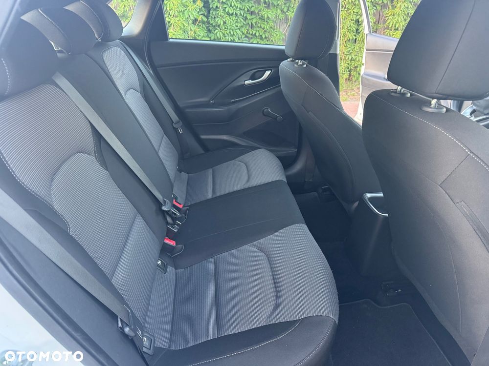 Hyundai i30 1.4 Fifa World Cup Edition - 18