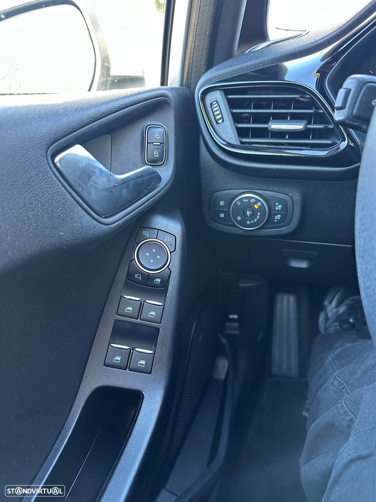 VW Golf 1.0 TSI OPF IQ.DRIVE - 14