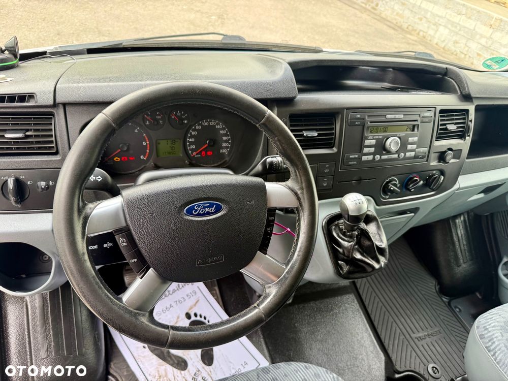 Ford Transit - 4