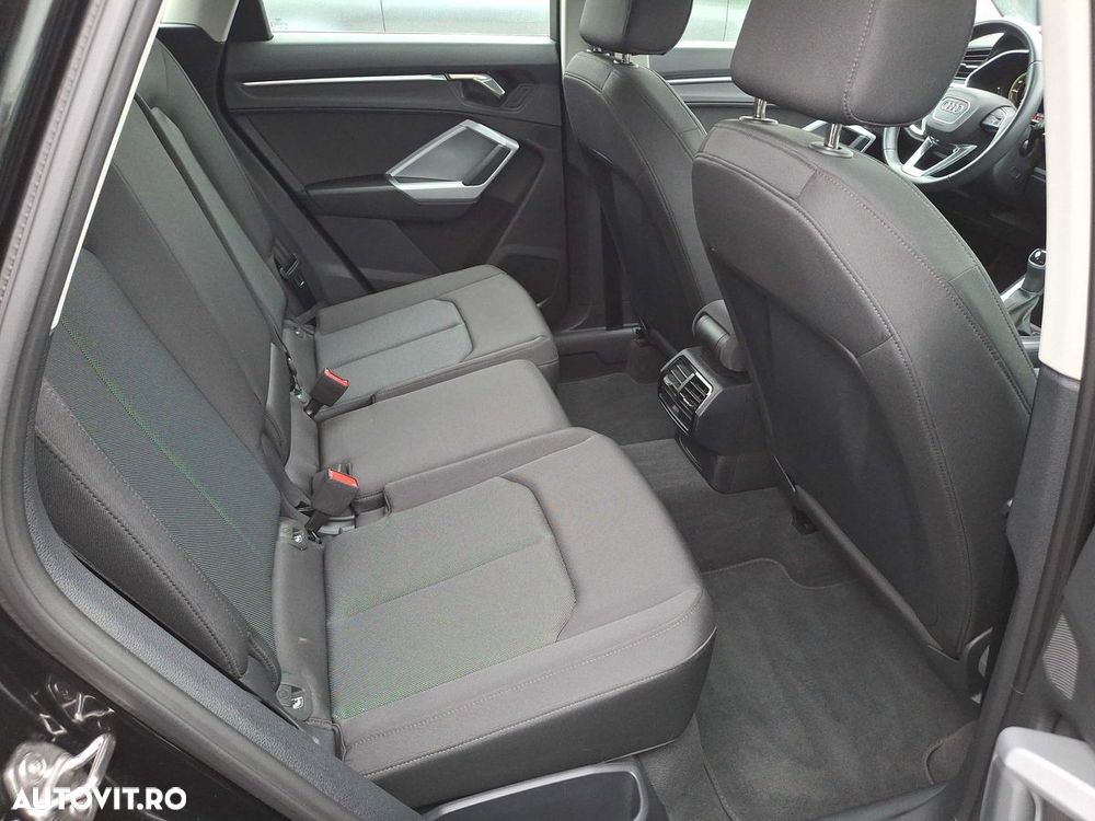 Audi Q3 45 TFSIe S tronic - 8