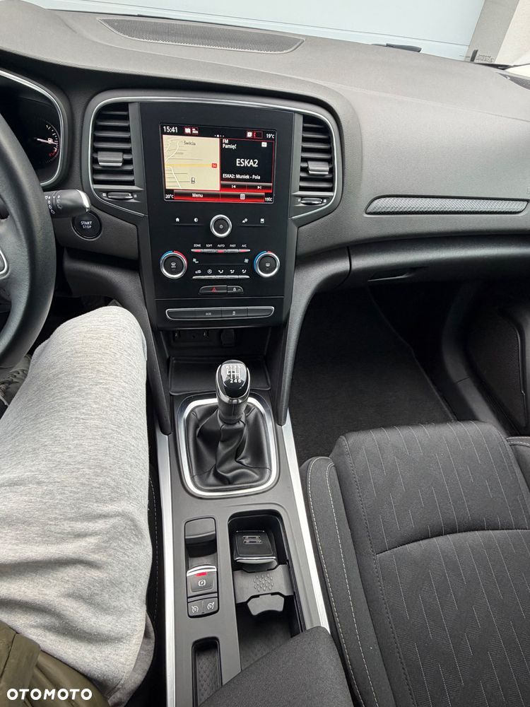 Renault Megane ENERGY TCe 115 LIMITED - 13