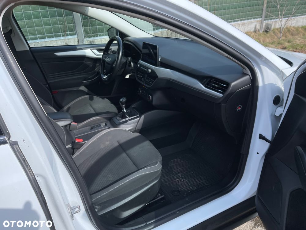 Ford Focus 1.5 EcoBlue Active - 14