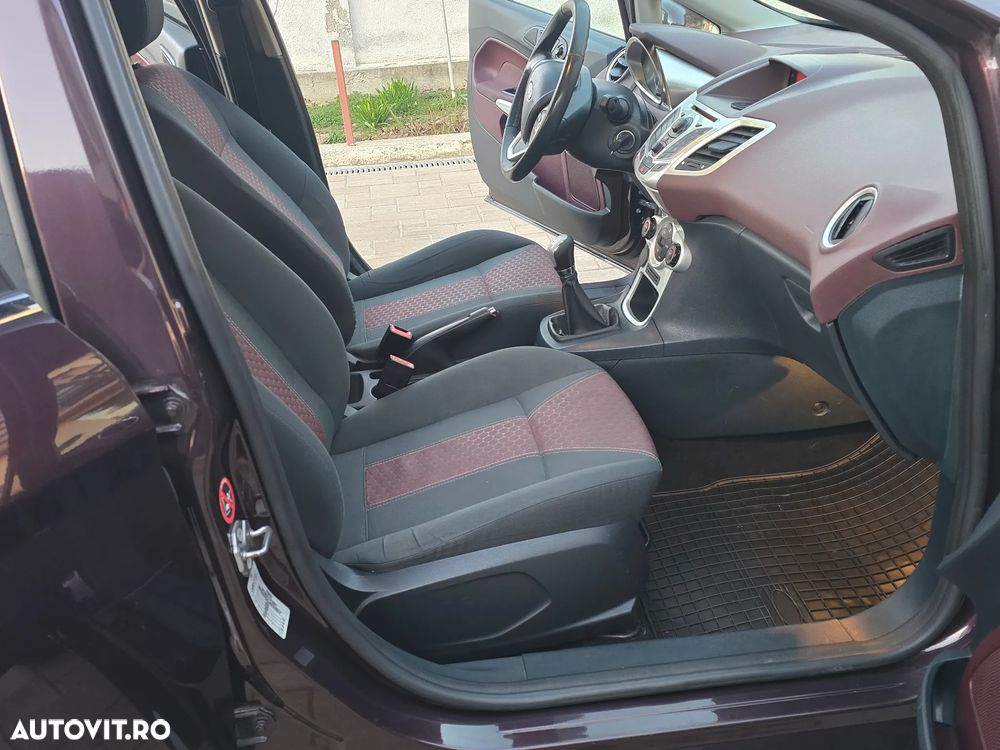 Ford Fiesta 1.6 TDCI Titanium - 5