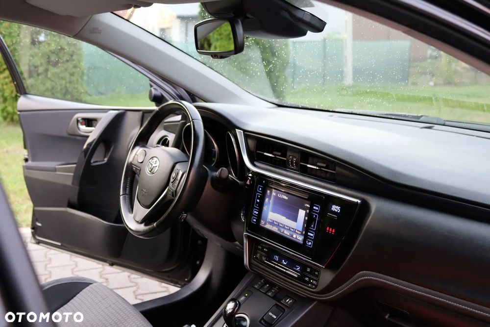 Toyota Auris - 40