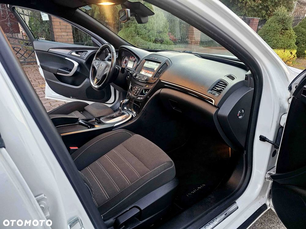Opel Insignia Sports Tourer 2.0 Direct InjectionTurbo Ultimate - 28