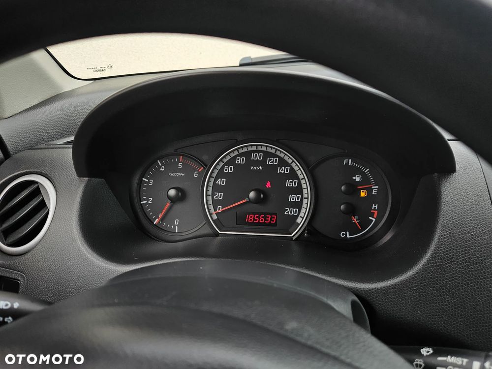 Suzuki Swift - 15