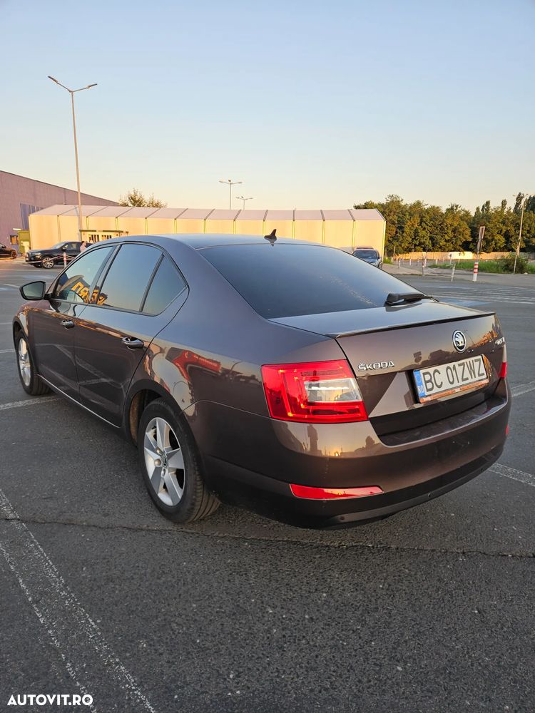 Skoda Octavia 1.8 TSI DSG Style - 3