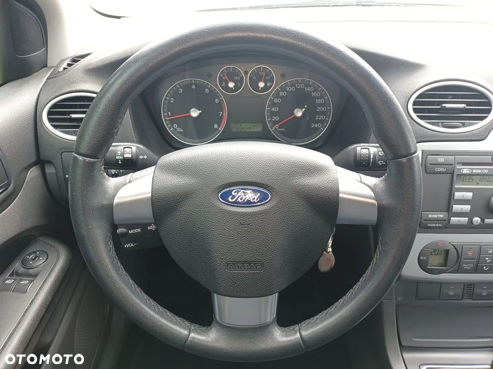 Ford Focus 1.6 FX Gold - 19