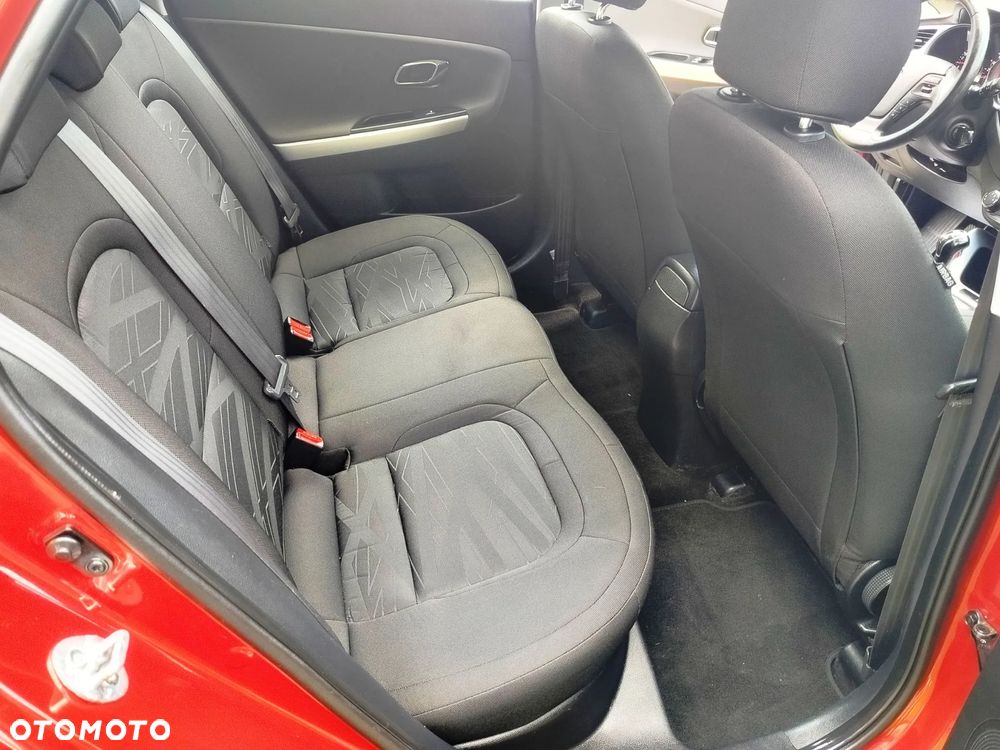 Kia Ceed - 26