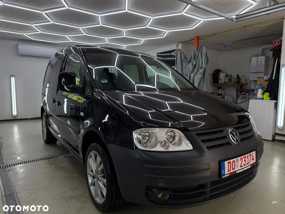 Volkswagen Caddy - 1