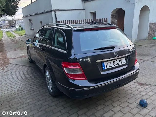 Mercedes-Benz Klasa C 180 Kompressor BlueEFFICIENCY - 4
