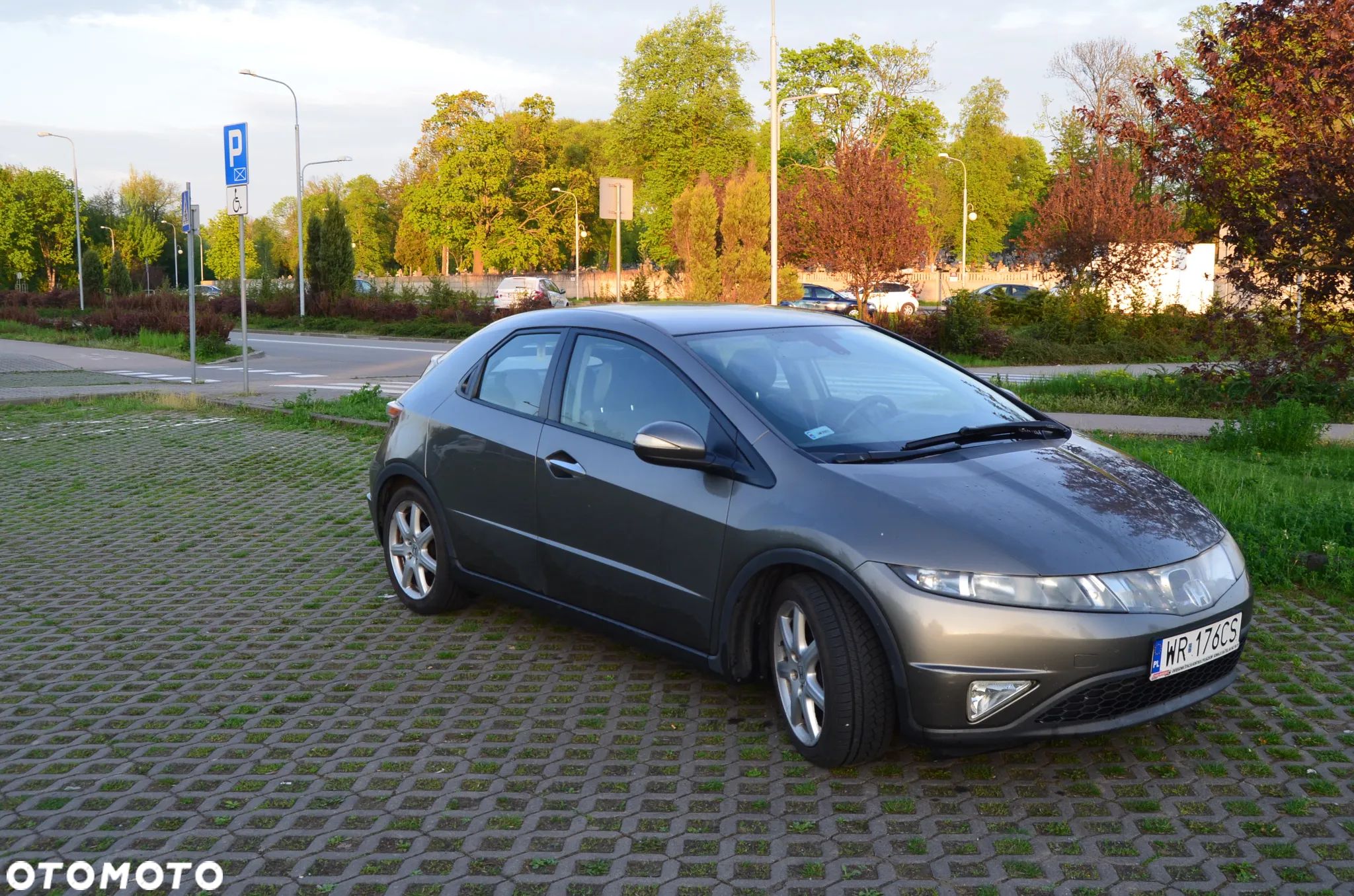 Honda Civic 2.2i-CTDi Executive - 1