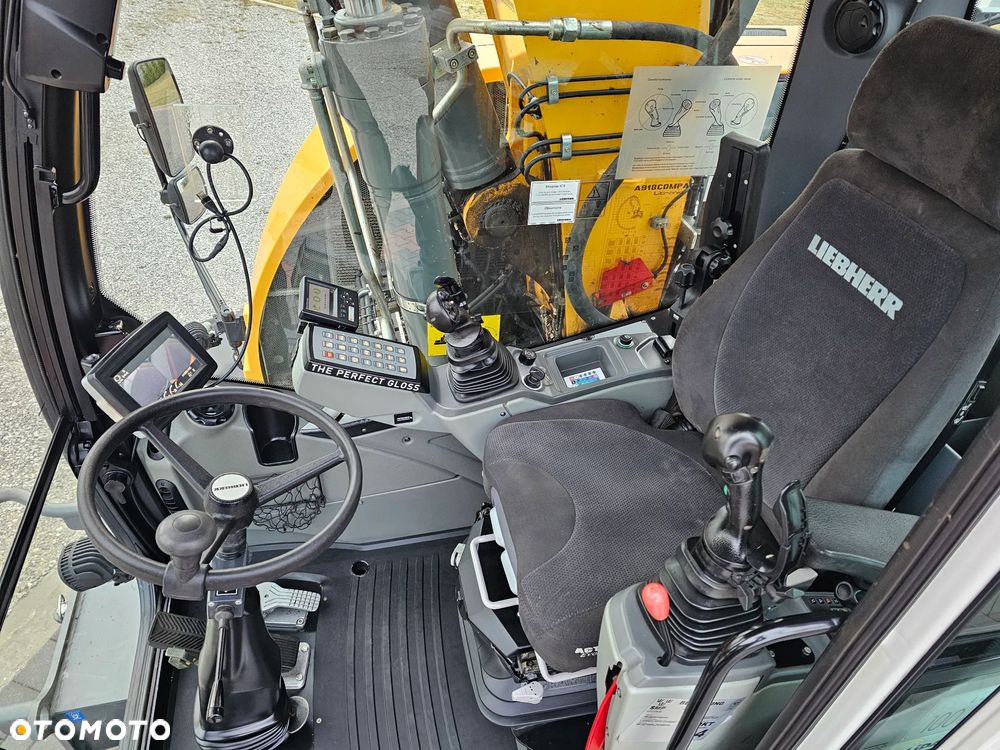 Liebherr A 918 Compact - 25