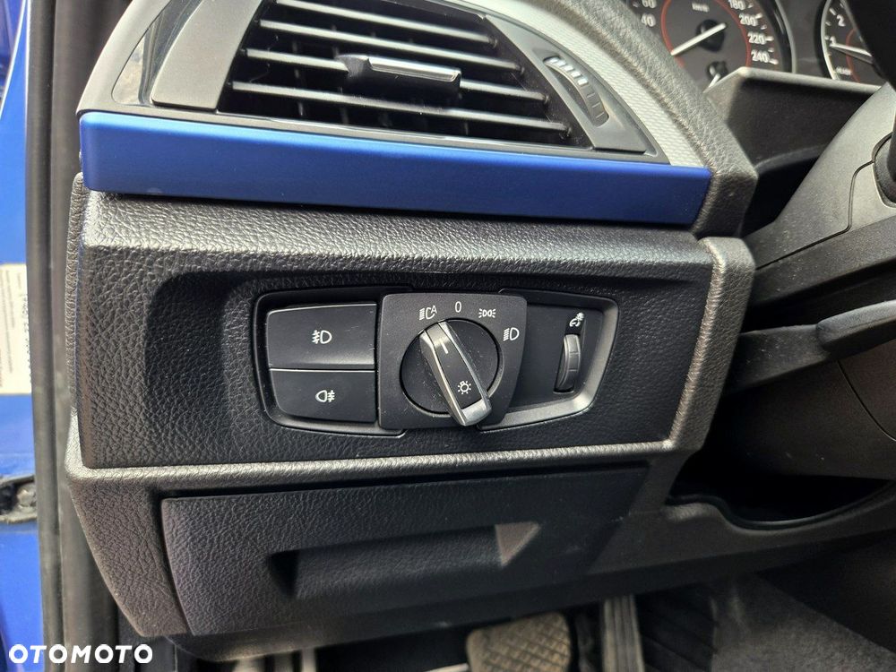 BMW Seria 1 118i M Sport - 16