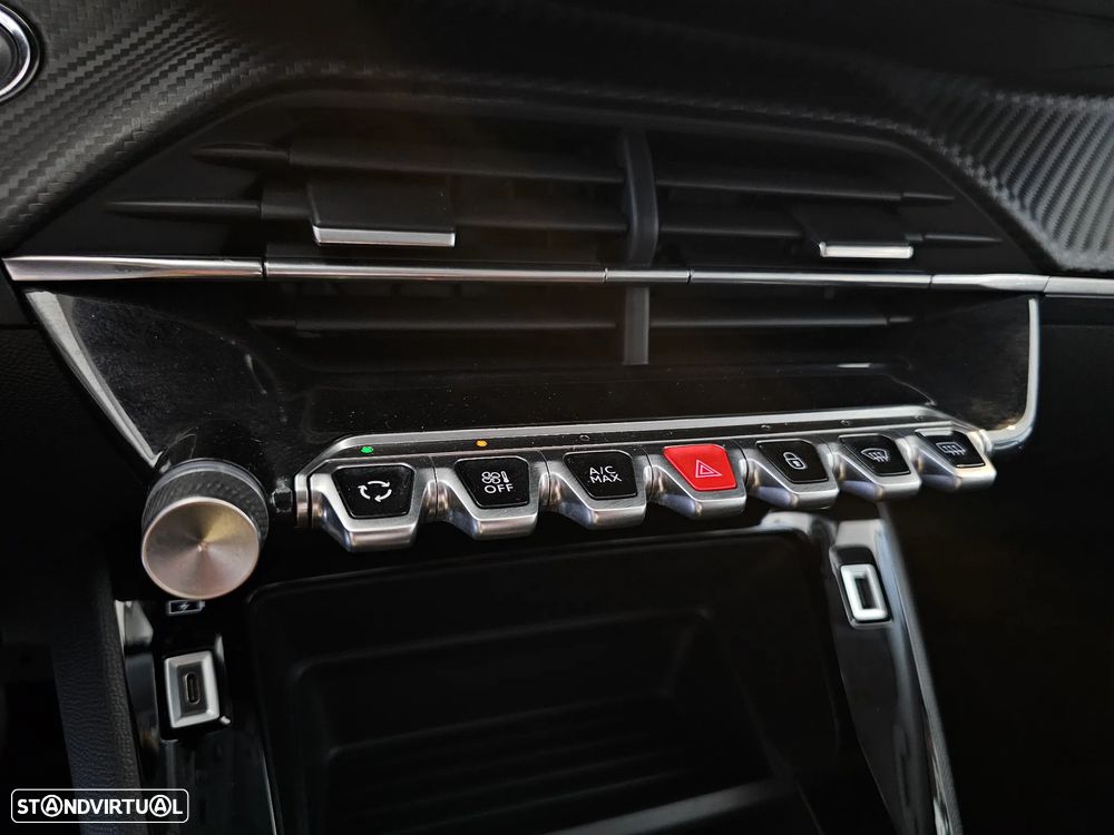 Peugeot e-208 Active - 20
