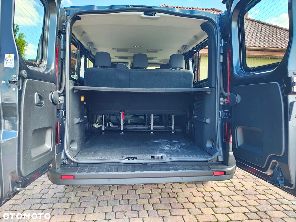 Renault Trafic SpaceClass 2.0 dCi EDC - 9