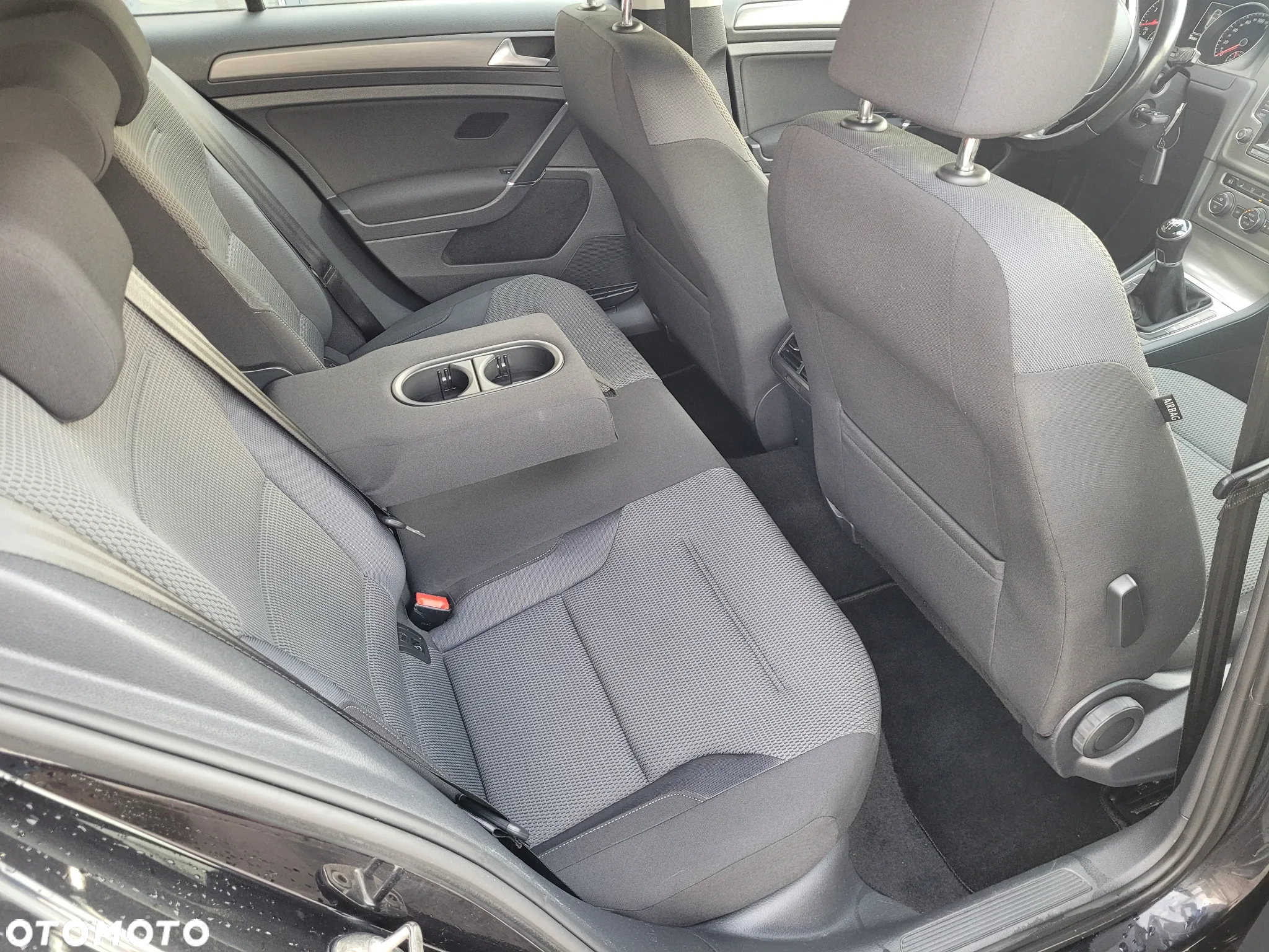 Volkswagen Golf VII 1.2 TSI BMT Trendline - 28