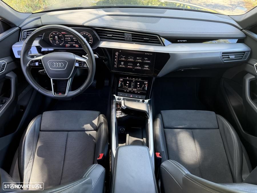 Audi e-tron 50 quattro S line - 32