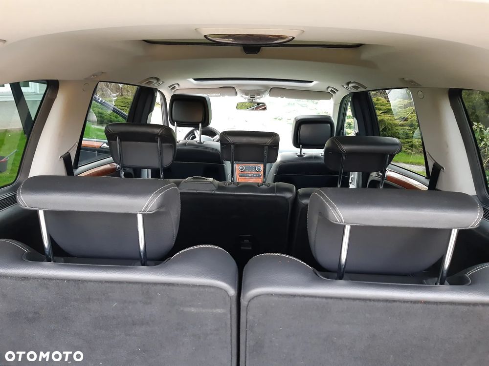 Mercedes-Benz GL 320 CDI - 23