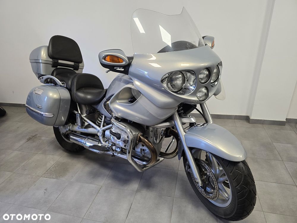 BMW R - 1