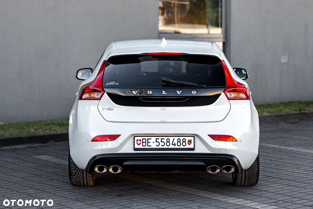 Volvo V40 - 14
