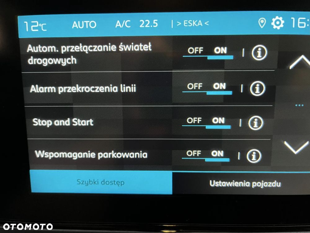 Citroën C3 1.2 PureTech Shine EAT6 - 17