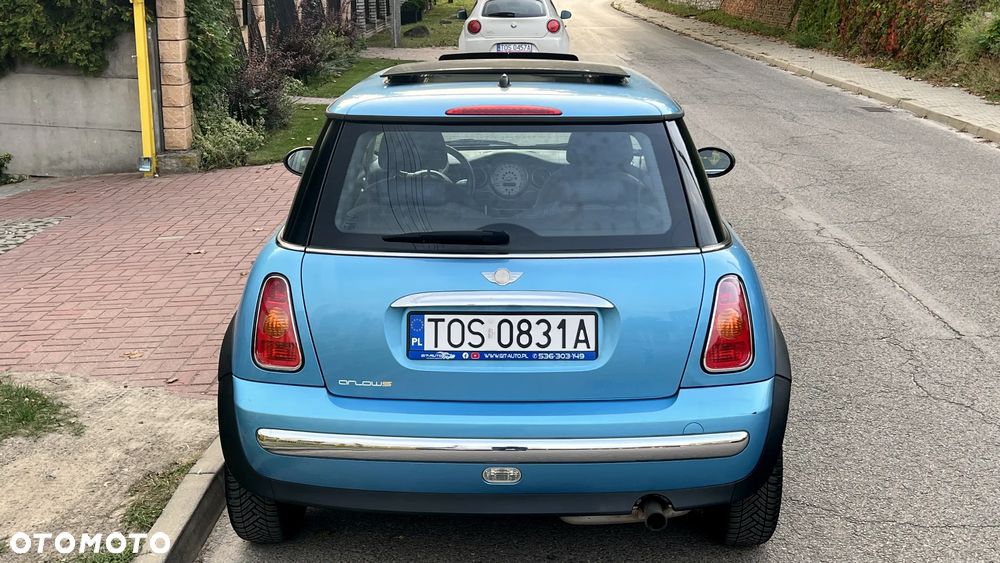 MINI ONE 2003