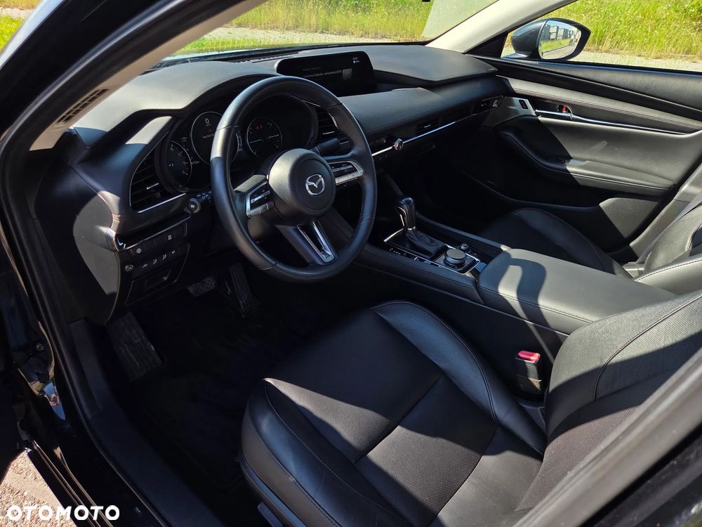 Mazda 3 - 10