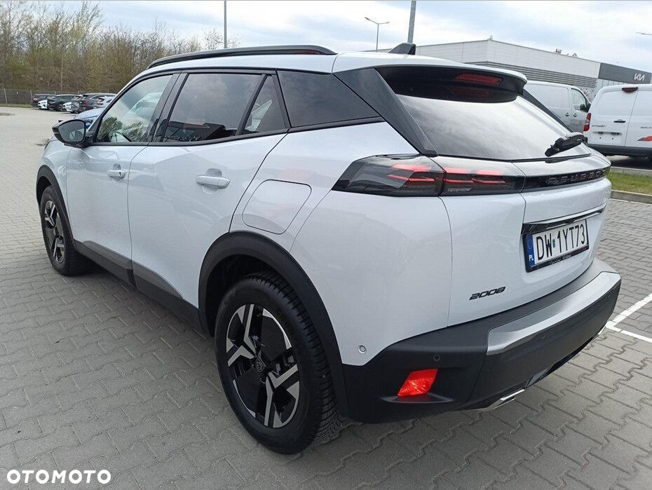 Peugeot 2008 1.2 PureTech Allure Pack S&S EAT8 - 3