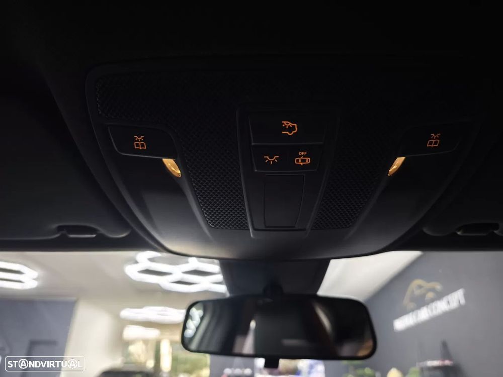 Mercedes-Benz A 180 d AMG Line - 37