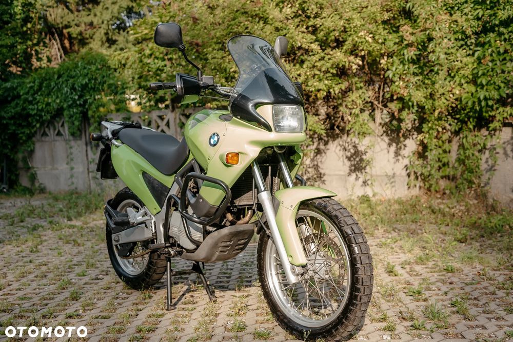 BMW F - 9