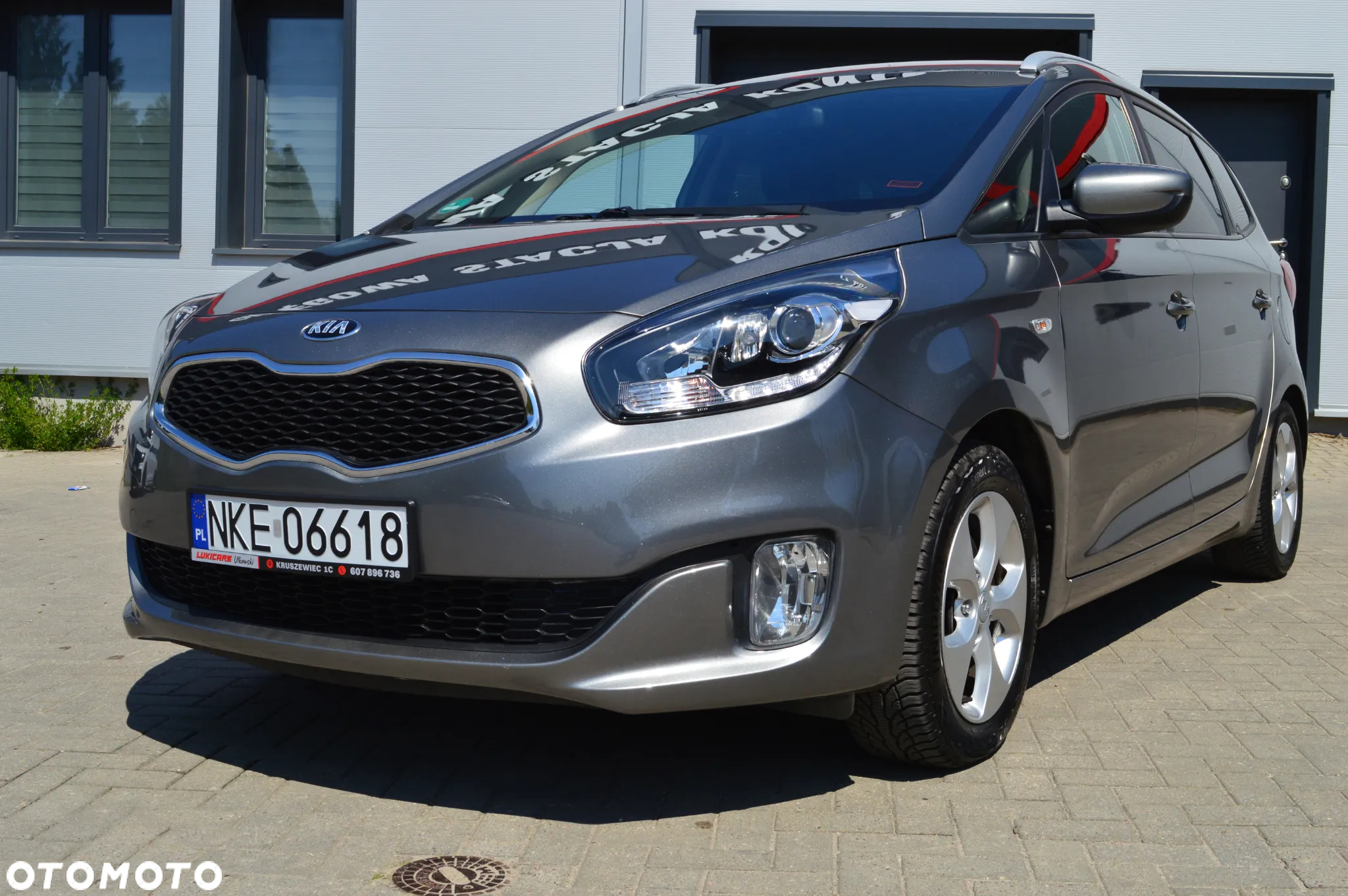 Kia Carens 1.6 GDI Dream Team Edition - 3