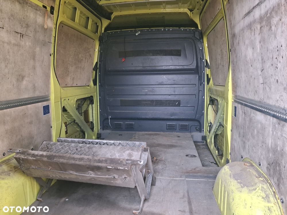 Volkswagen Crafter - 6