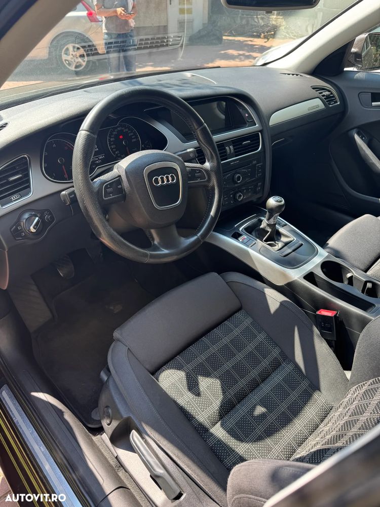 Audi A4 Limuzina 2.0 TDI B8 Quattro - 5