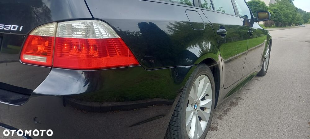 BMW Seria 5 530i - 13