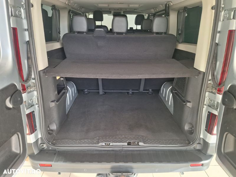 RENAULT Trafic 2022 — imagine 9