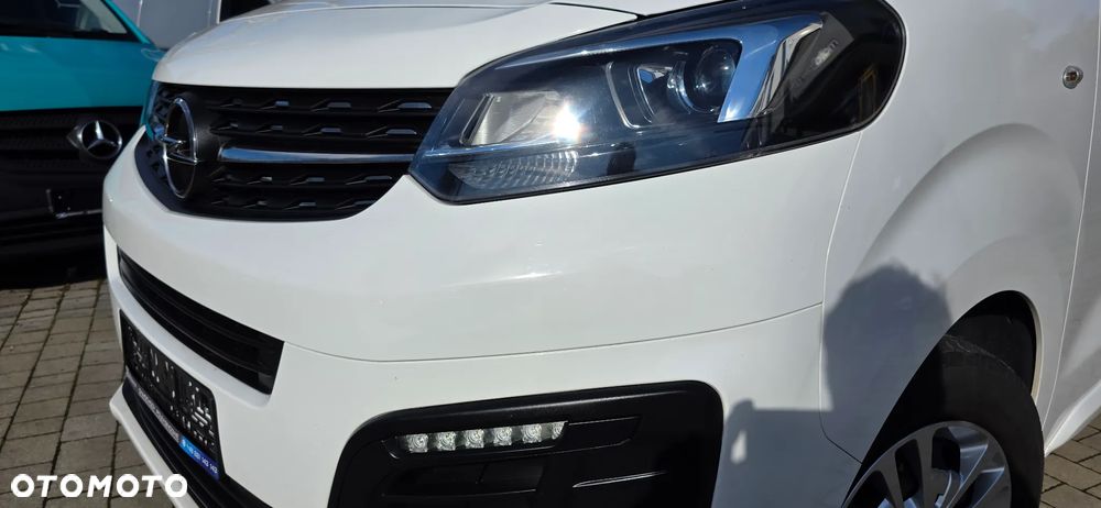 Opel Vivaro L3H1 2.0 177KM AUTOMAT 8-biegów - 2