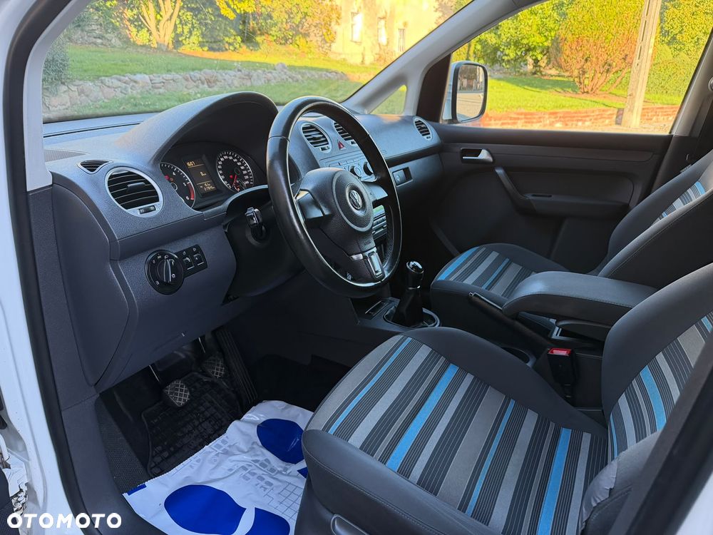Volkswagen Caddy - 11