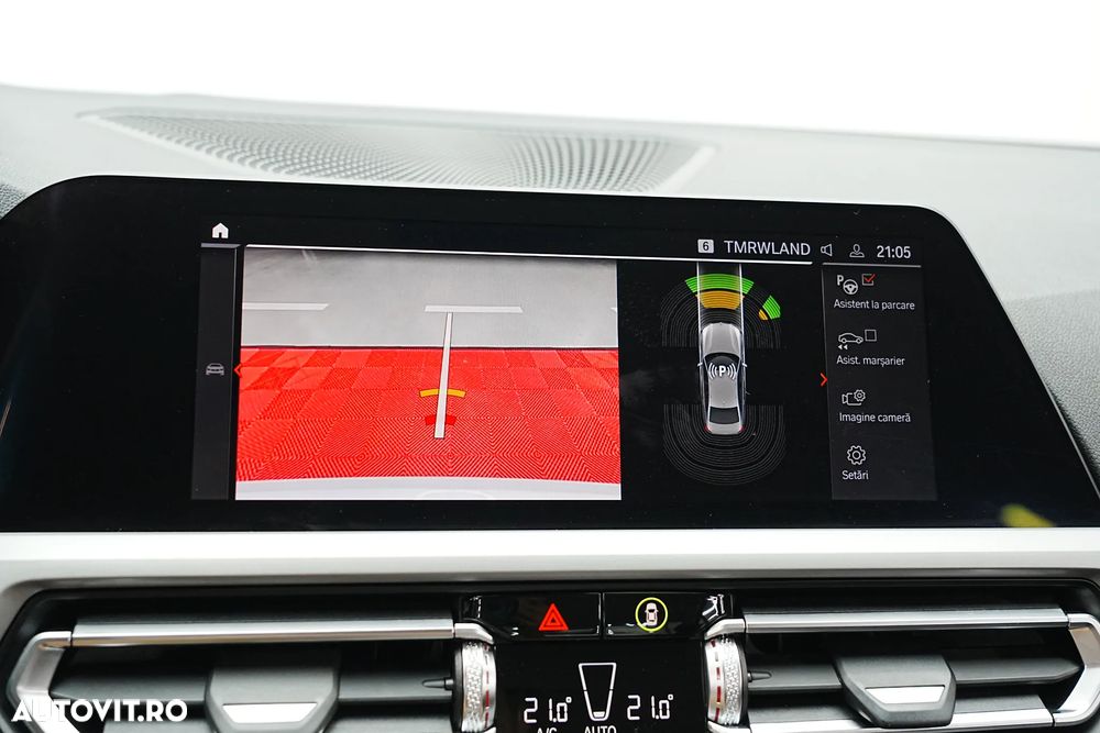 BMW Seria 3 318d Aut. Sport Line - 36