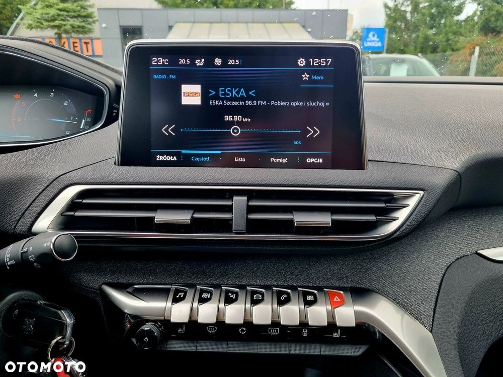 Peugeot 3008 1.6 BlueHDi Allure S&S - 18