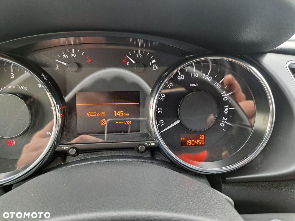 Peugeot 3008 1.6 HDi Premium - 7