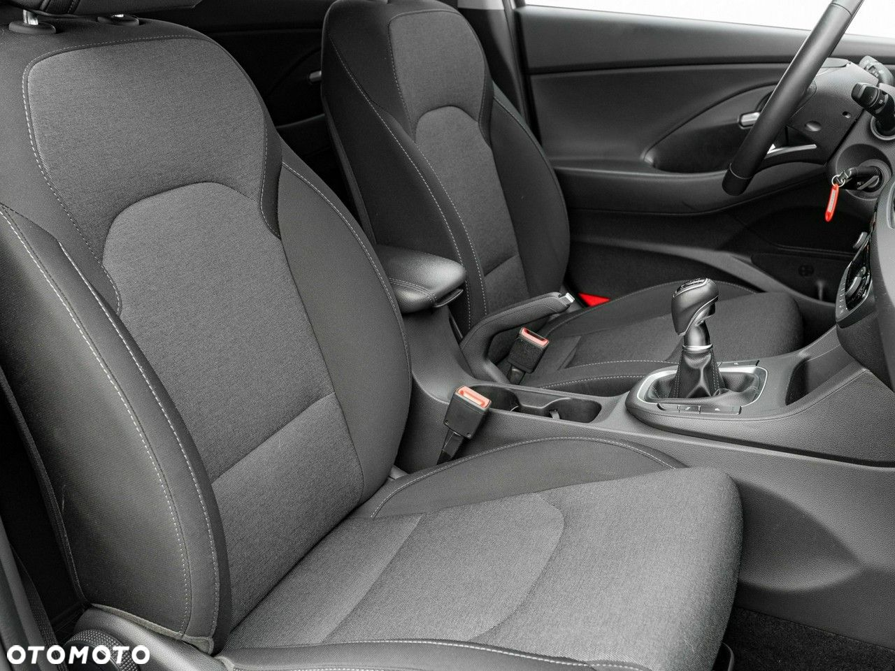 Hyundai i30 1.5 DPI Smart - 36