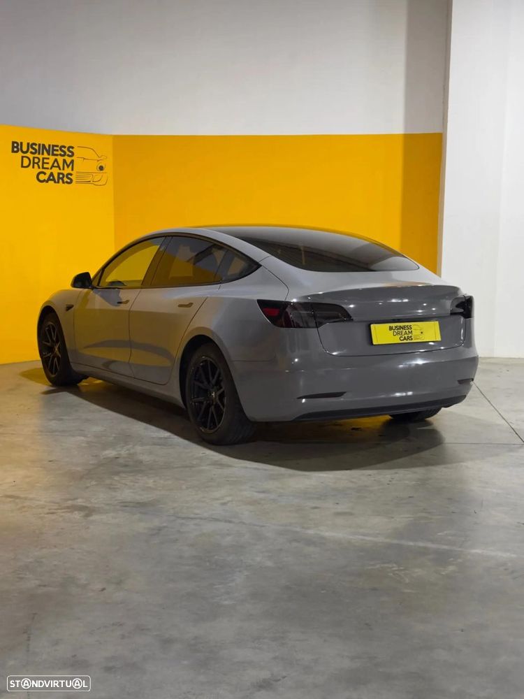 Tesla Model 3 Standard Range Plus RWD - 11
