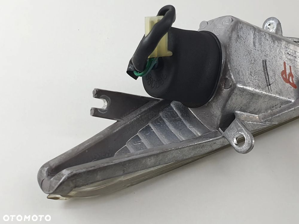 HONDA DYLAN 125 KIERUNKOWSKAZ PRZÓD PRAWY - 9